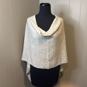 Claudia Nichole Women's 100% Cashmere Grey Poncho Sweater Topper OS Shawl